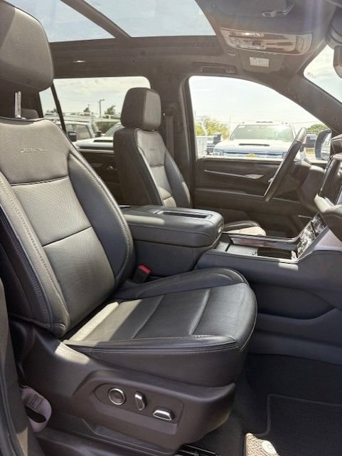 Used 2023 GMC Yukon XL Denali w/ Max Trailering Package RWD image 20
