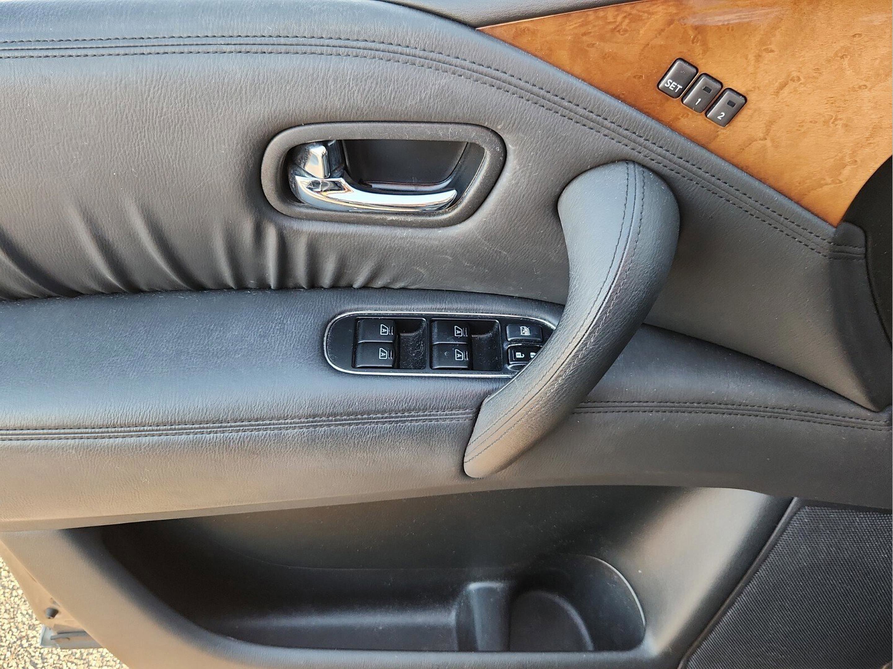 Used 2012 INFINITI QX56 2WD w/ Theater Pkg image 26