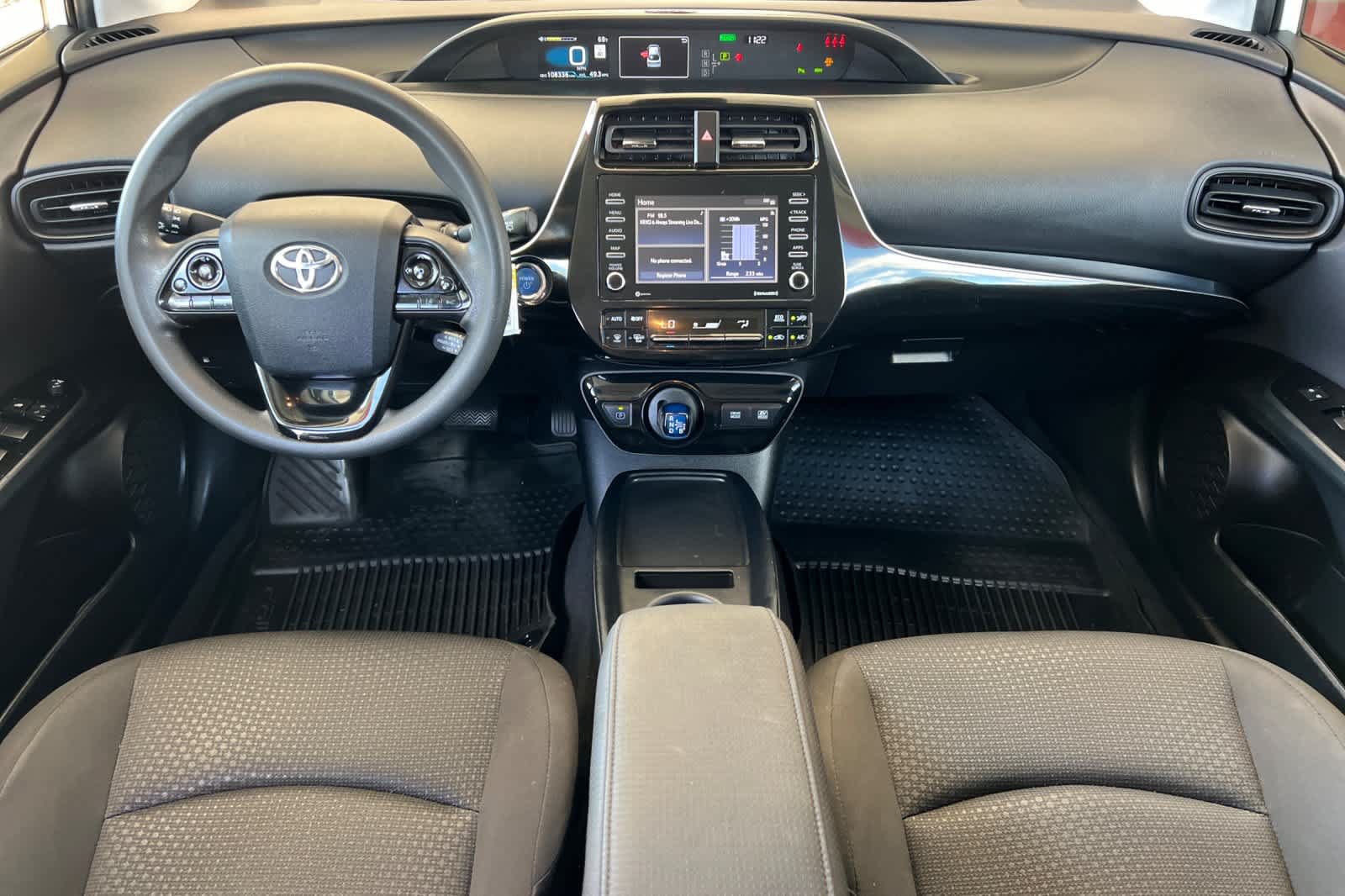 Certified 2022 Toyota Prius LE FWD image 3