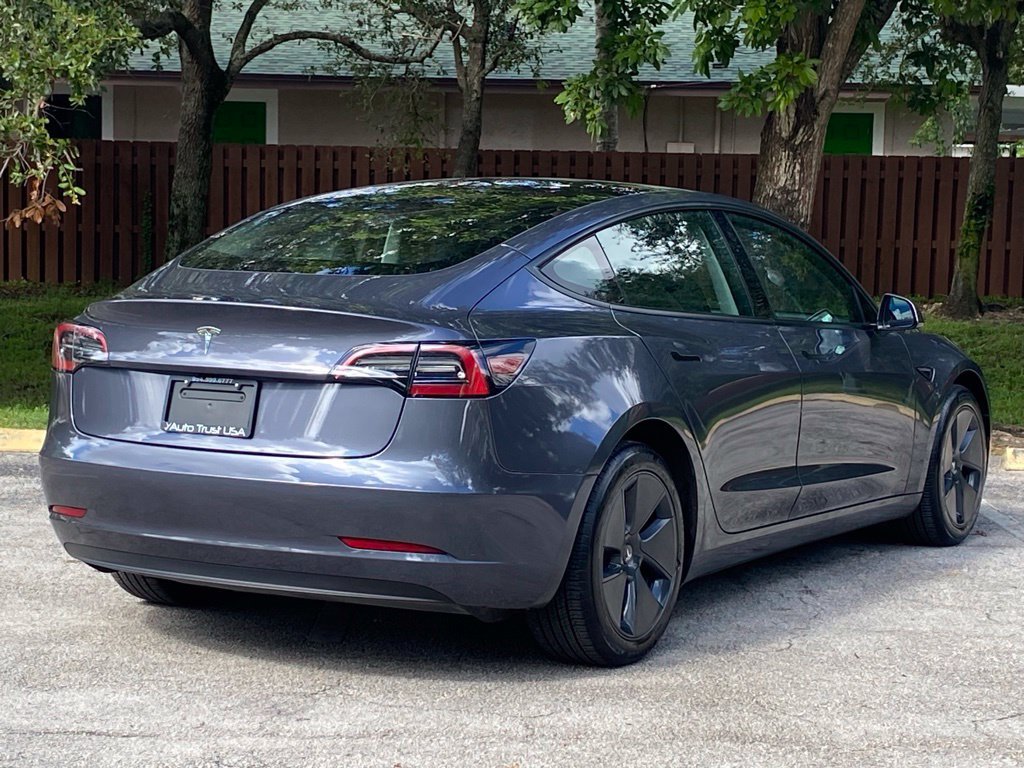 Used 2023 Tesla Model 3 Standard Range RWD image 8