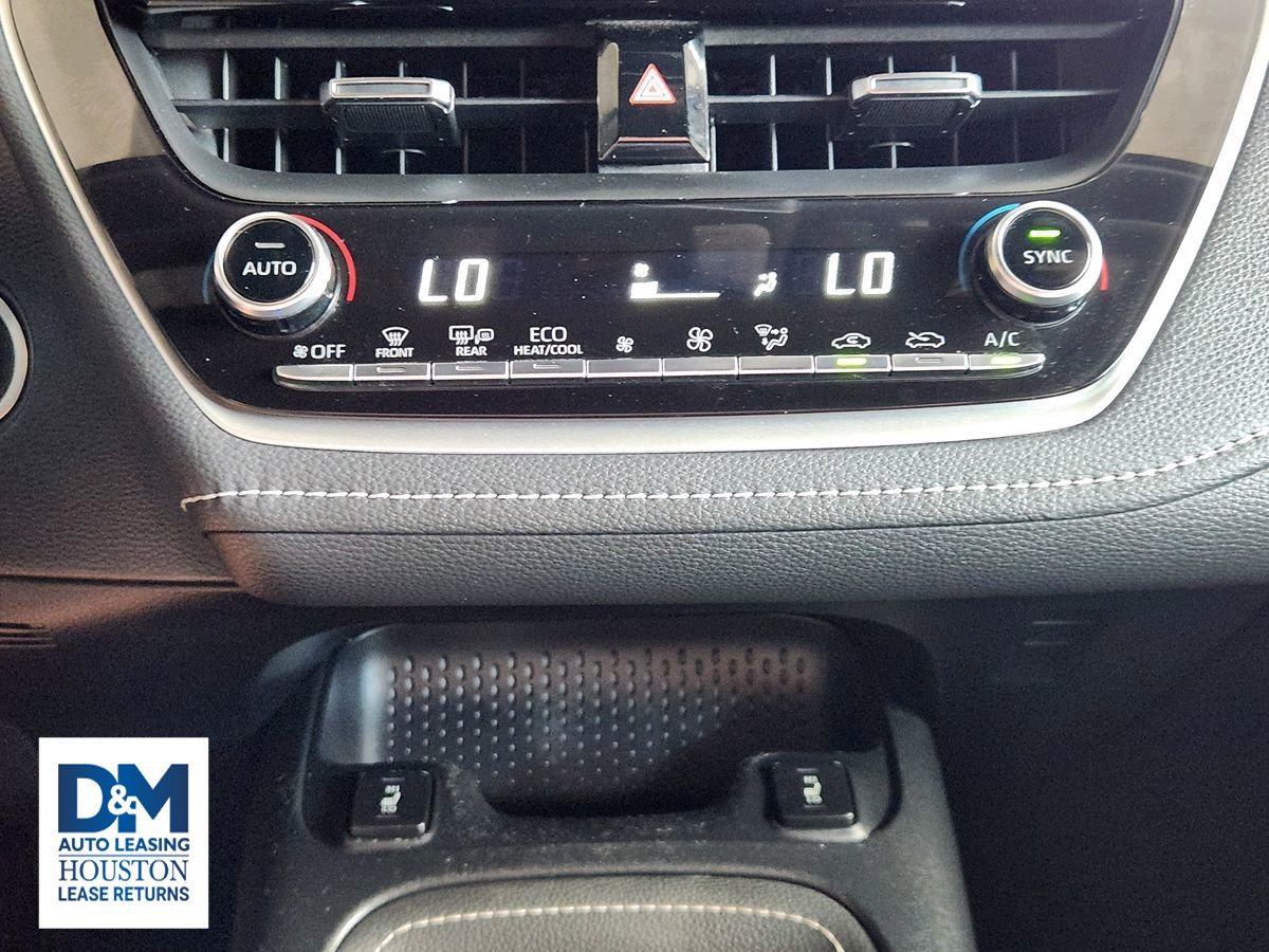 Used 2022 Toyota Corolla XSE FWD image 26