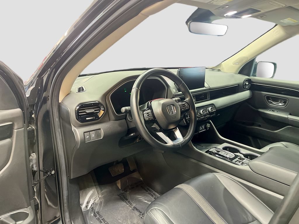 Used 2024 Honda Pilot Touring image 9