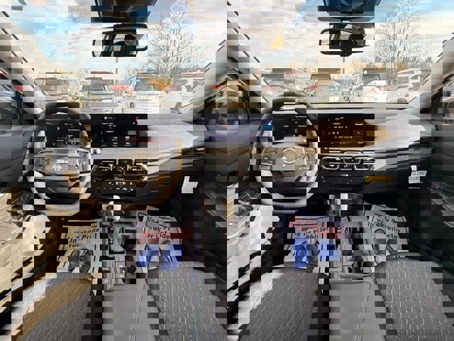 New 2026 Nissan Sentra SV w/ SV Convenience Package image 17