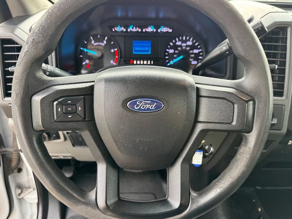 Used 2018 Ford F550 2WD Regular Cab Super Duty image 11