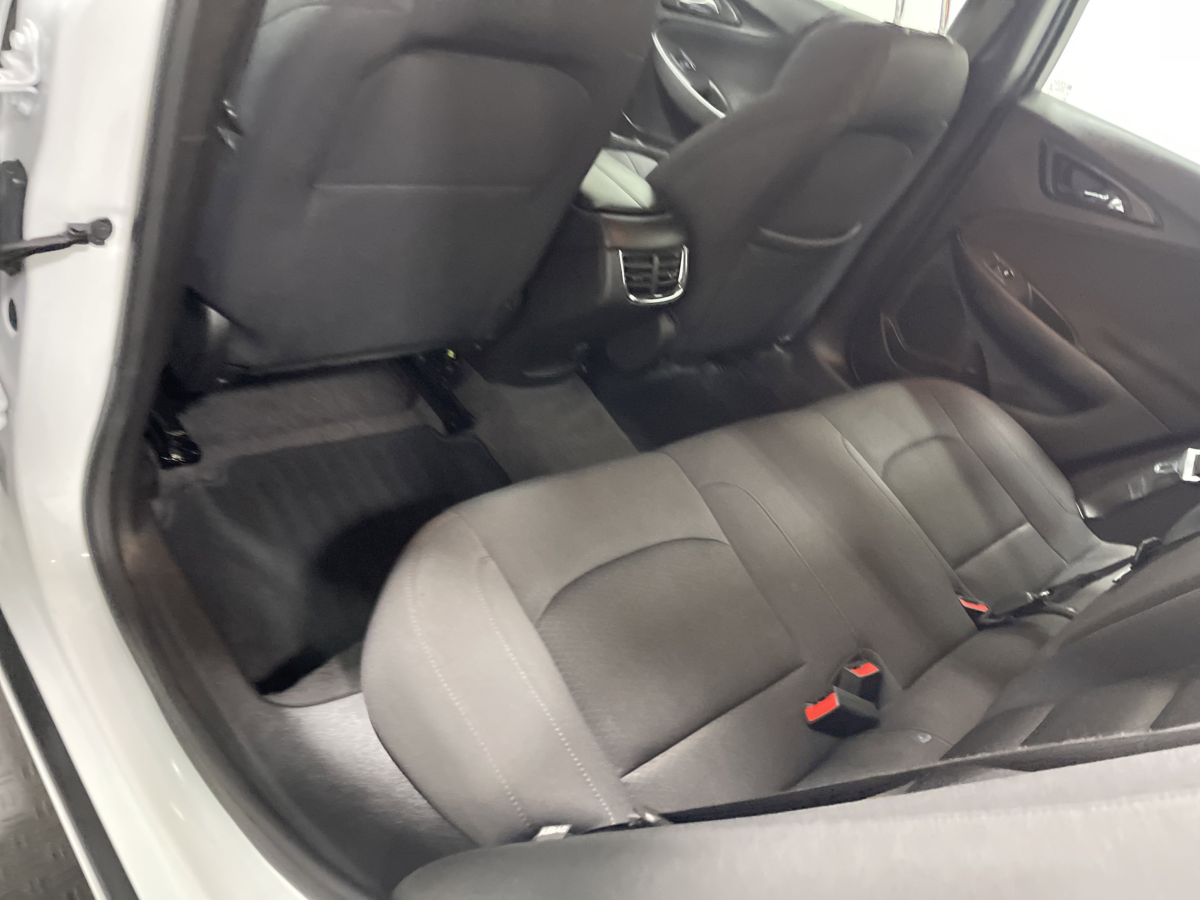 Used 2023 Chevrolet Malibu LT image 17