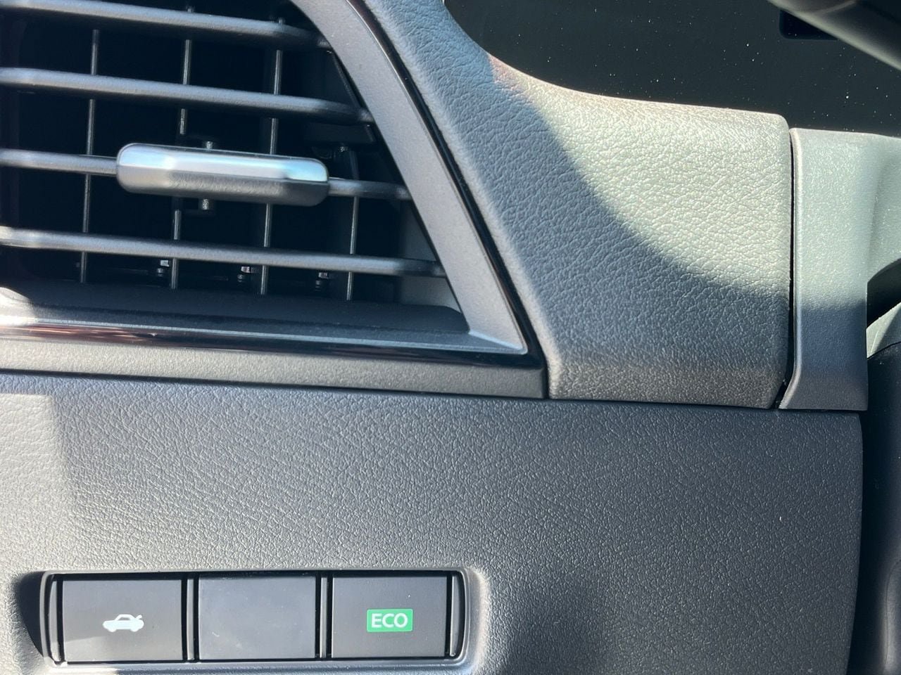 New 2027 Nissan Sentra S w/ Floor Mat Package FWD image 31