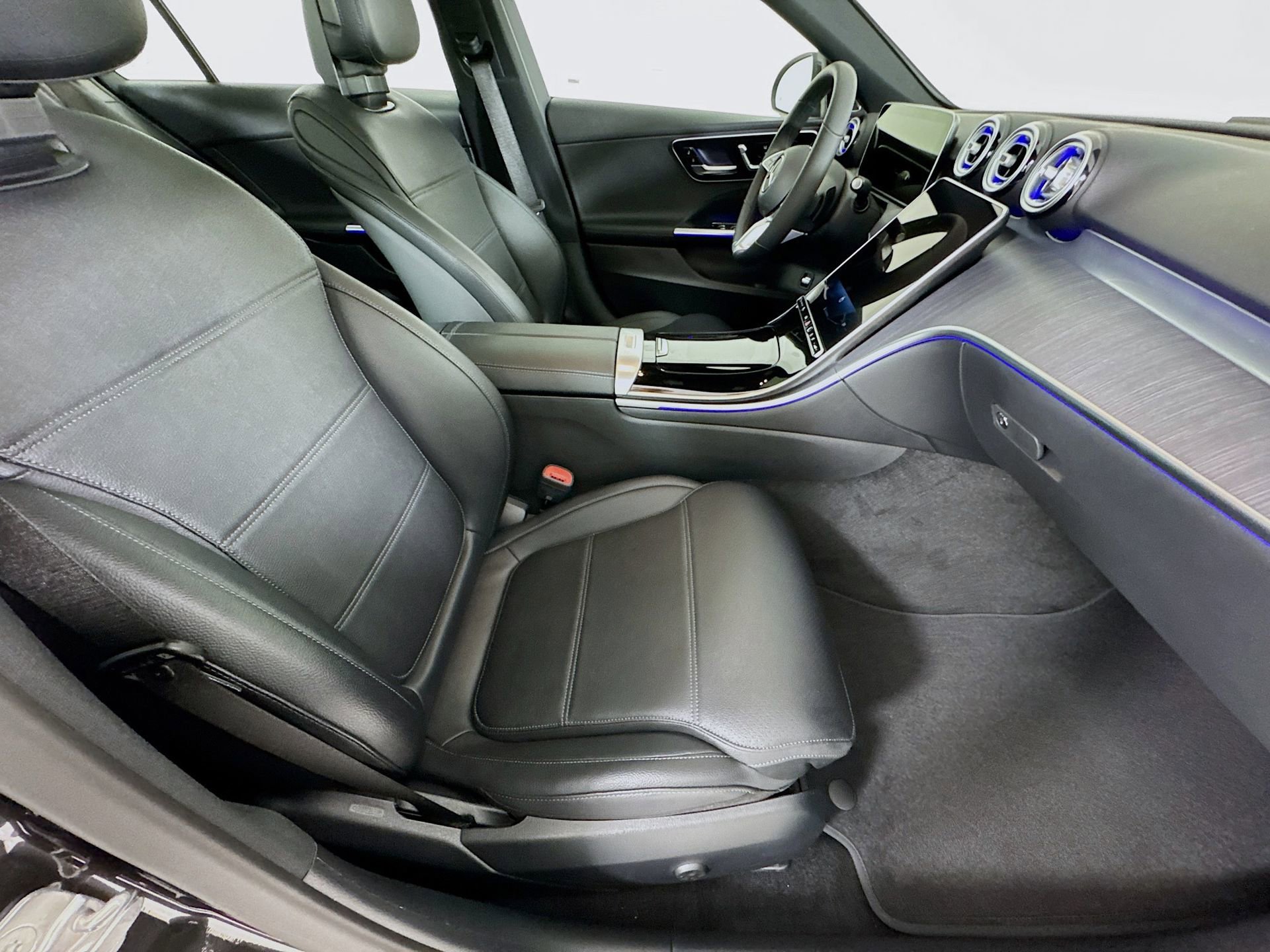 New 2026 Mercedes-Benz C 300 Sedan image 31