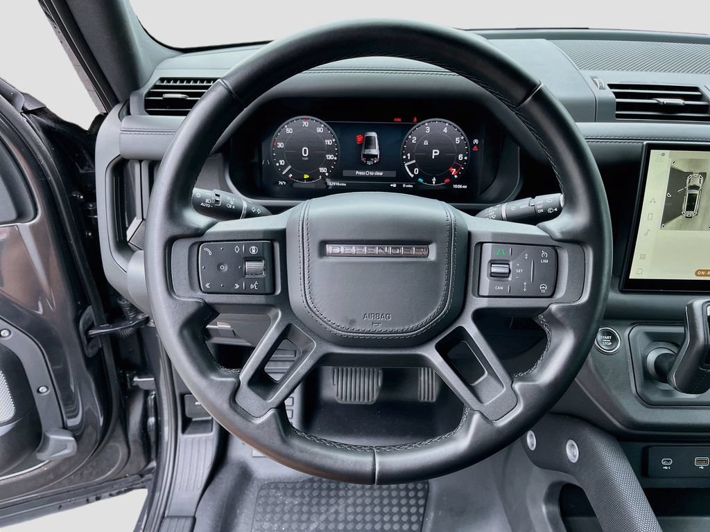 Used 2024 Land Rover Defender 130 Outbound AWD/4WD image 18