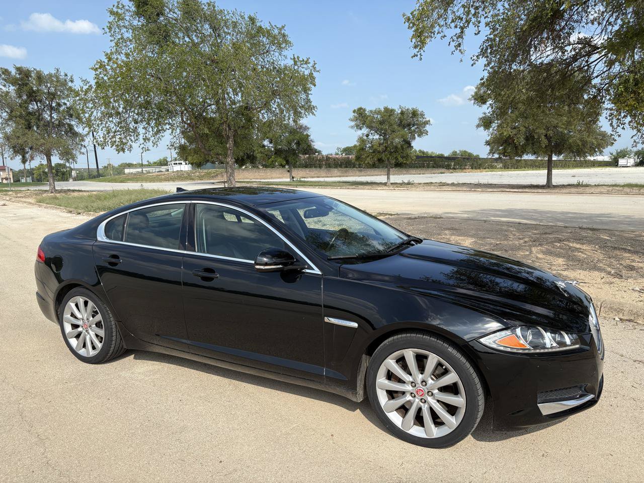 Used 2014 Jaguar XF 3.0 AWD/4WD image 56
