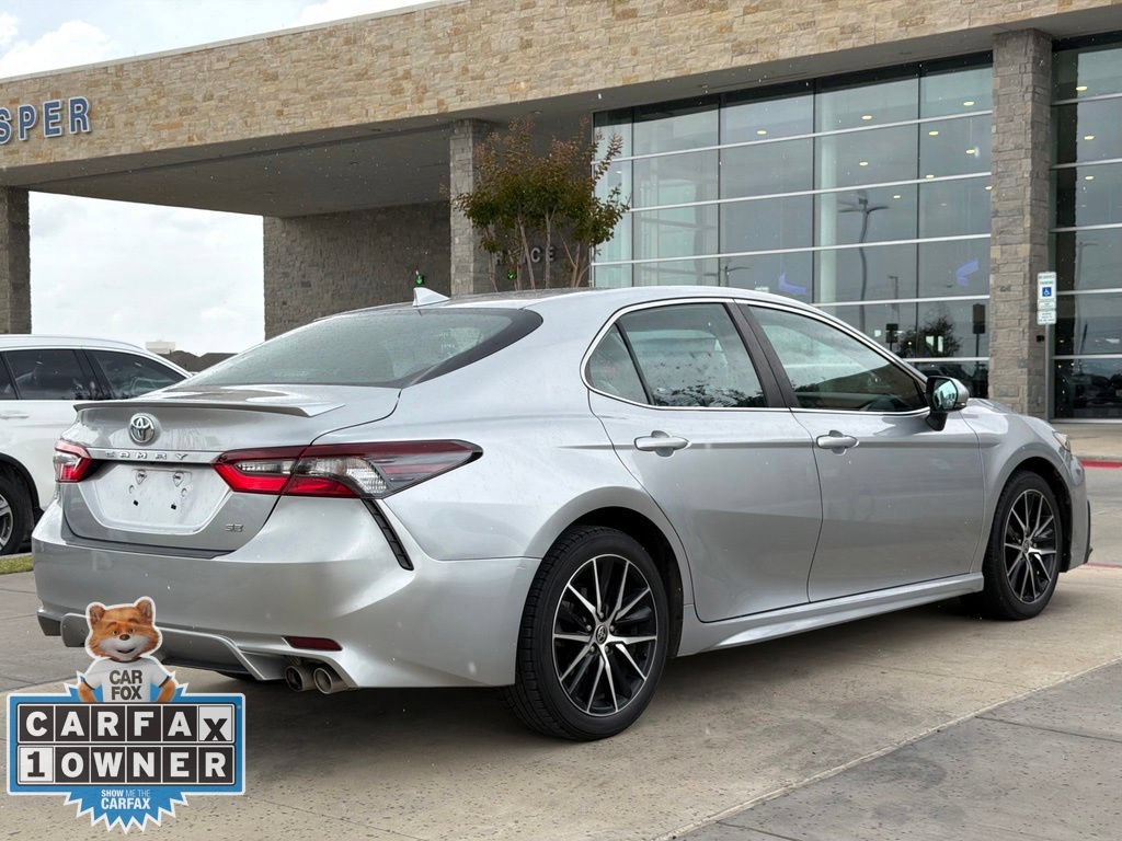 Used 2022 Toyota Camry SE FWD image 19