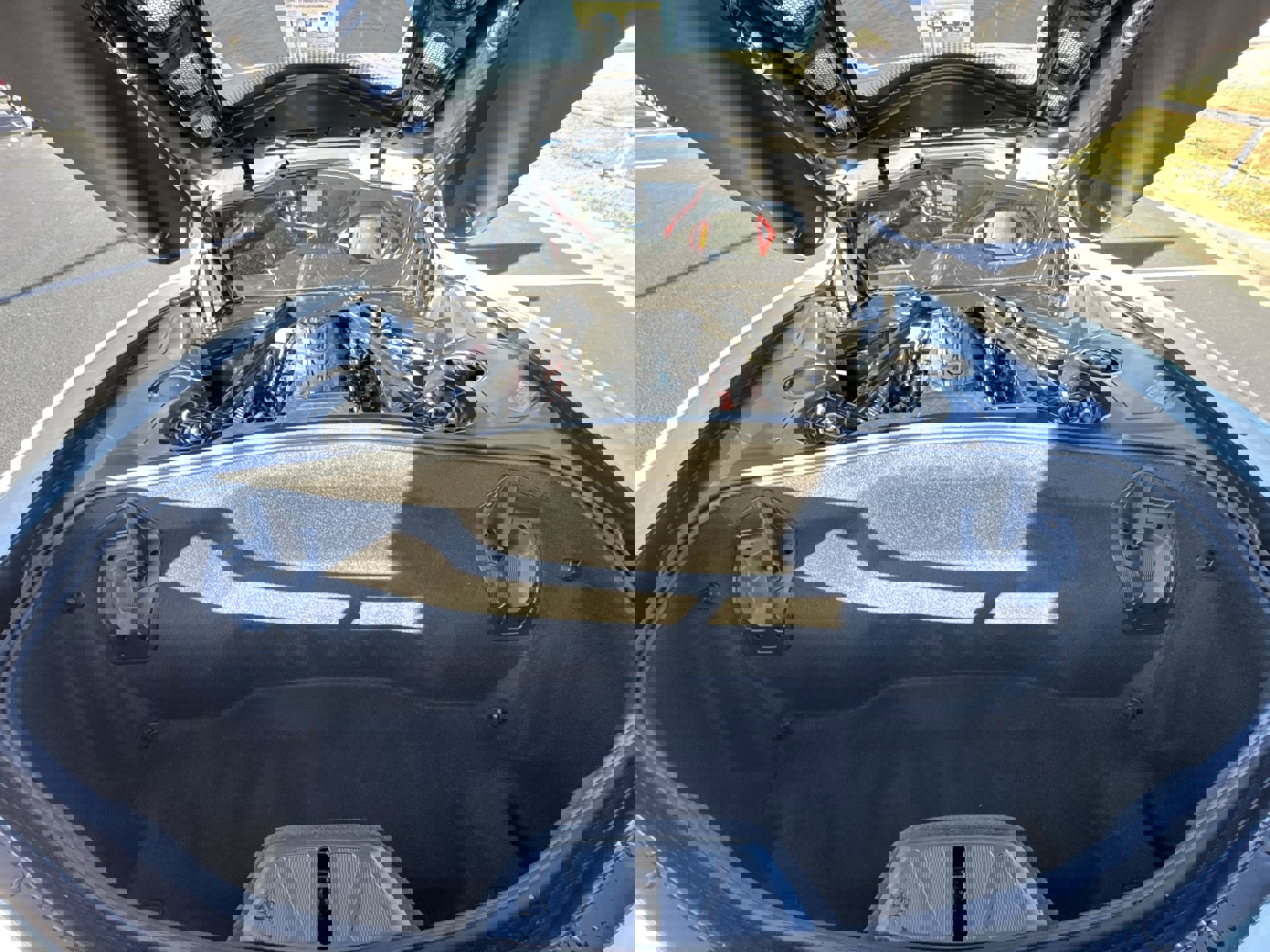 Used 2025 Chevrolet Corvette Stingray Coupe w/ 1LT image 24