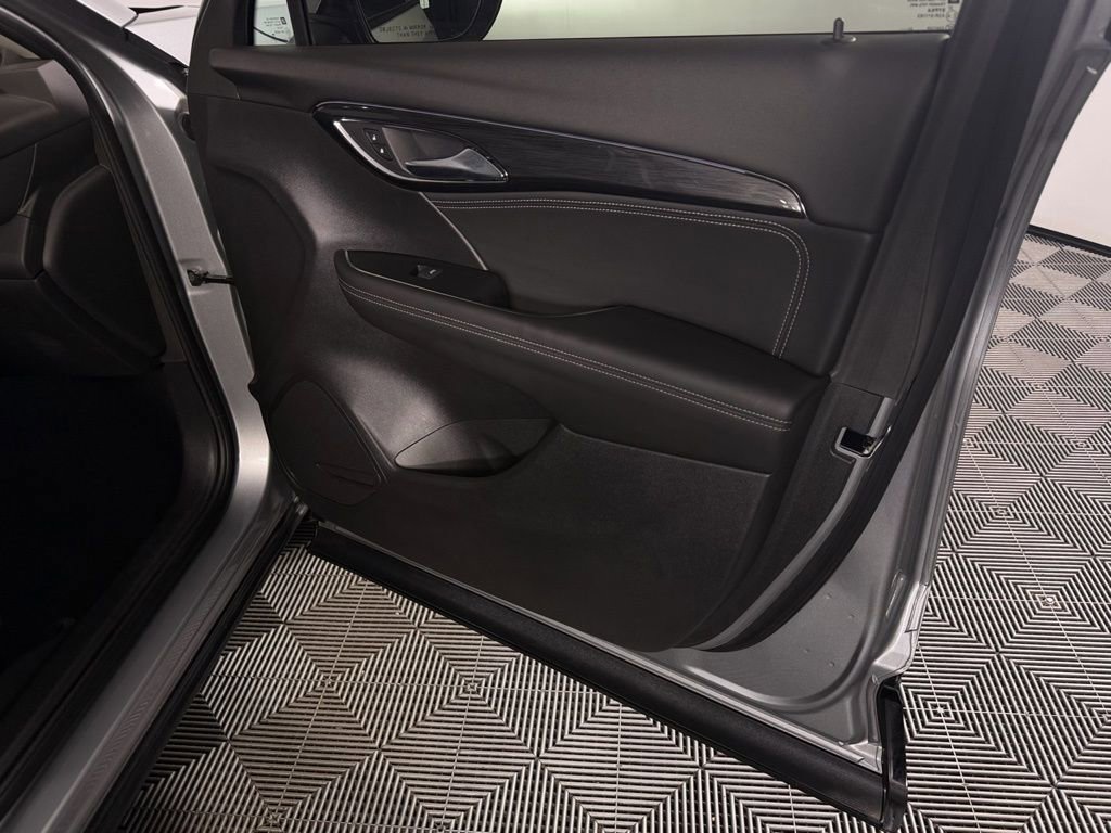 Used 2023 Buick Envision Preferred w/ Sport Touring Package image 32