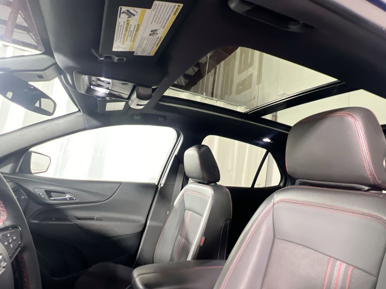 Used 2023 Chevrolet Equinox RS image 25