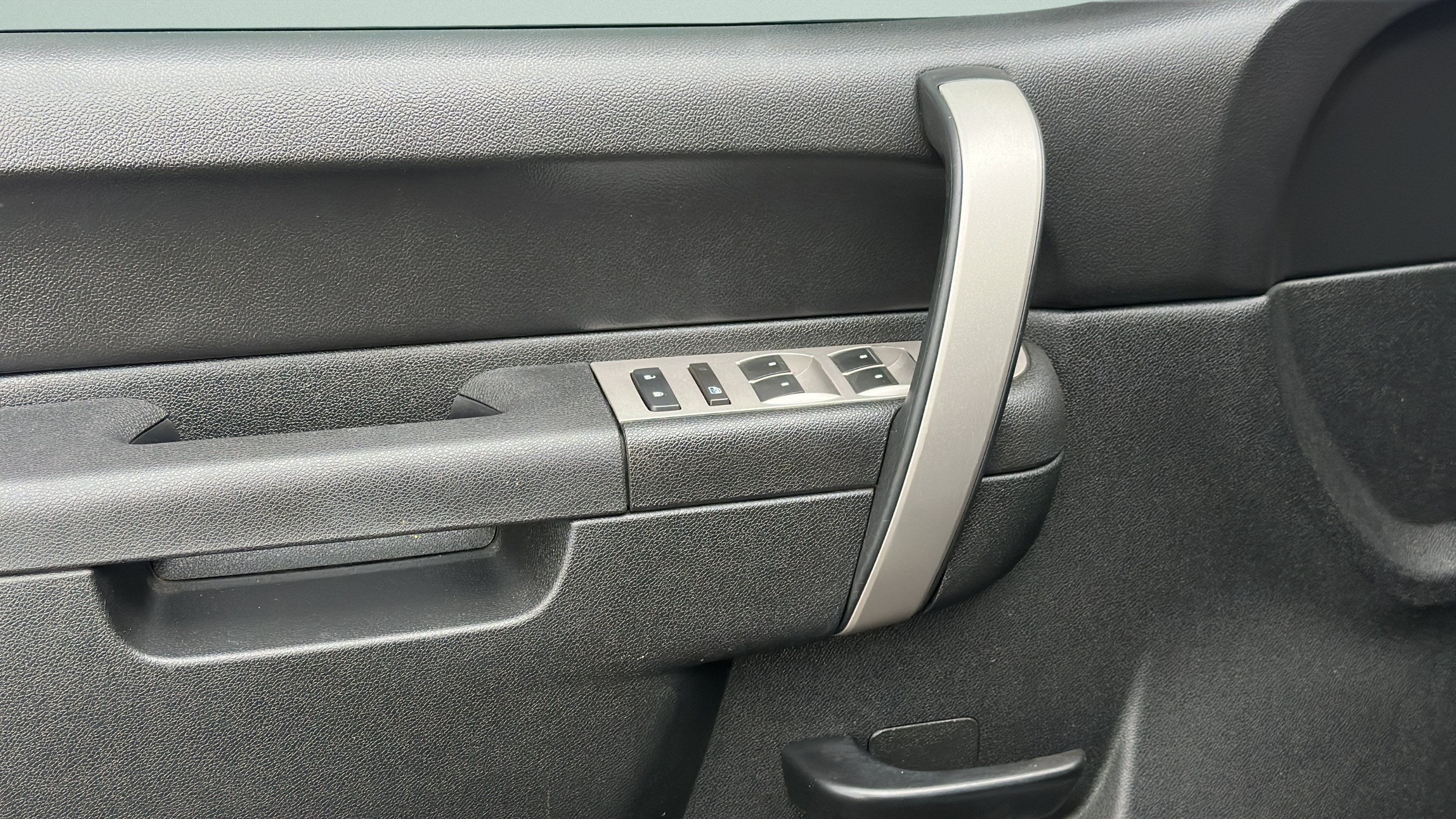 Used 2010 Chevrolet Silverado 1500 LS AWD/4WD image 22