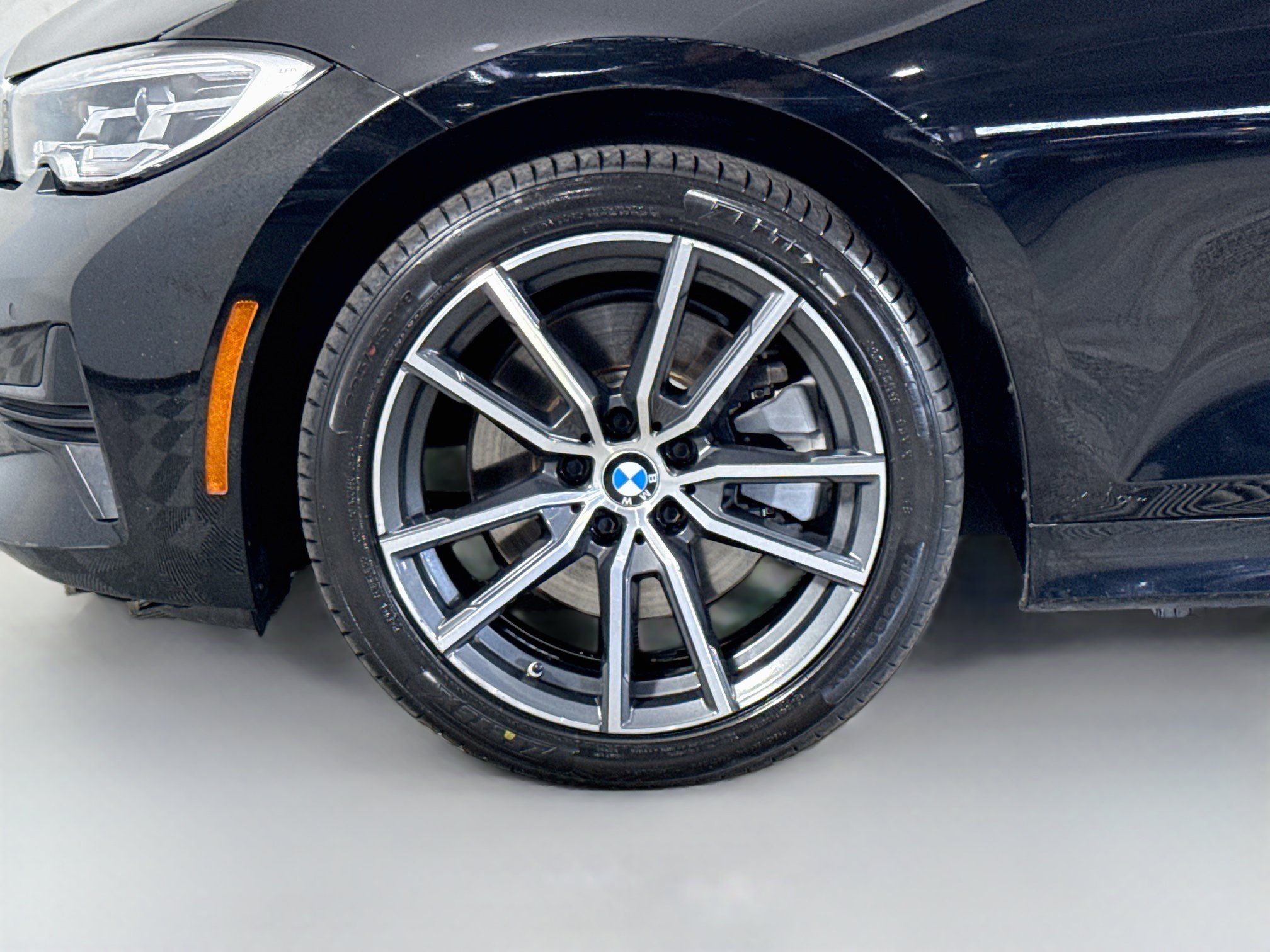 Used 2020 BMW 330i Sedan w/ Convenience Package RWD image 38