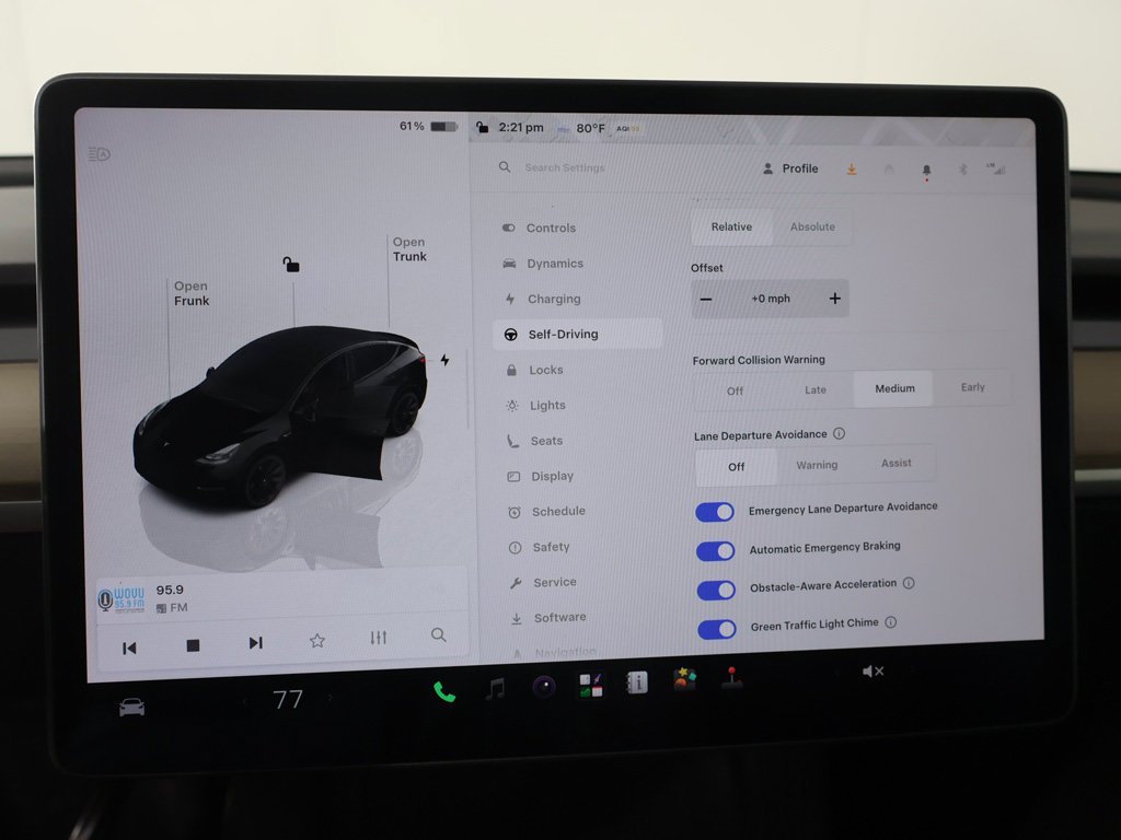 Used 2023 Tesla Model Y Long Range AWD/4WD image 45