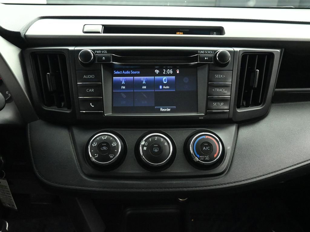 Used 2016 Toyota RAV4 LE image 25