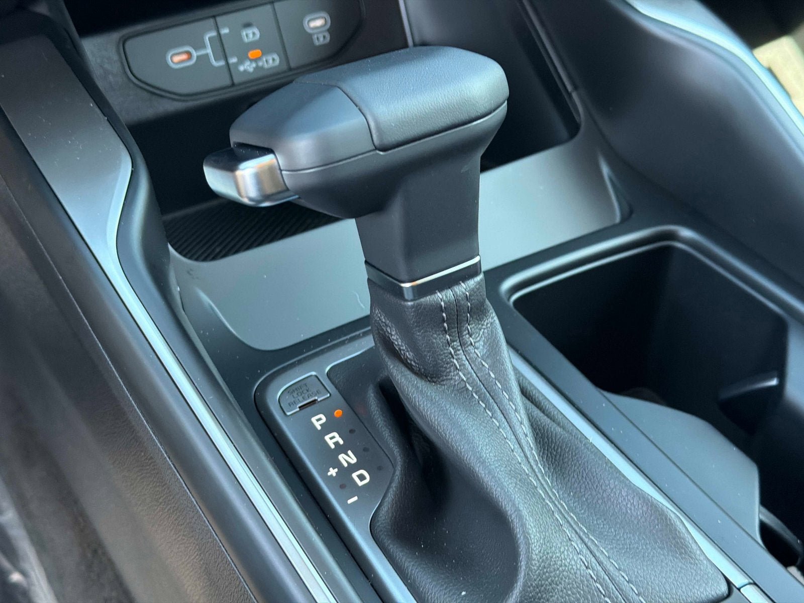 New 2026 Kia Sorento LX FWD image 23