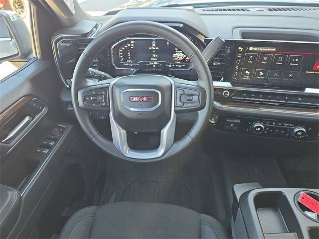 New 2025 GMC Sierra 1500 SLE w/ Preferred Package image 12