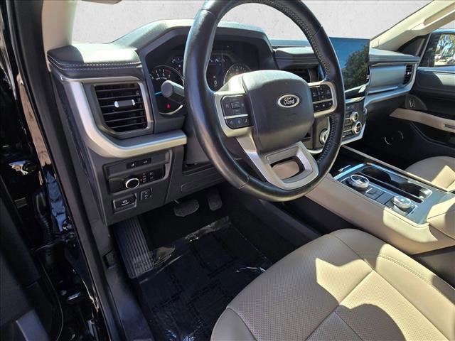 Used 2024 Ford Expedition Max XLT image 9