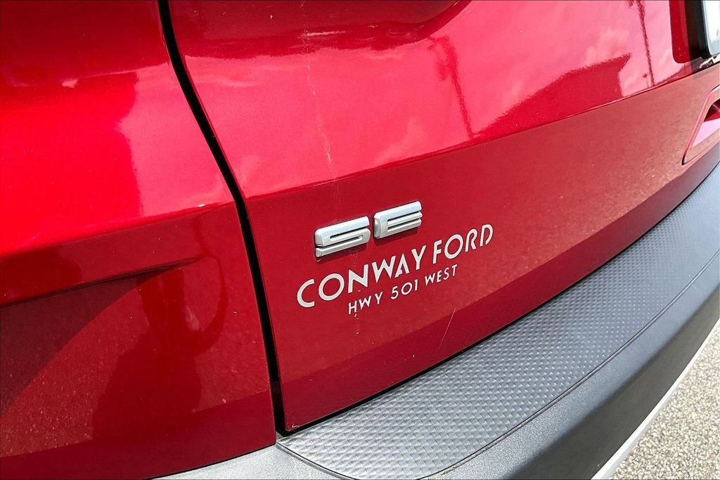 Used 2020 Ford Escape SE image 26