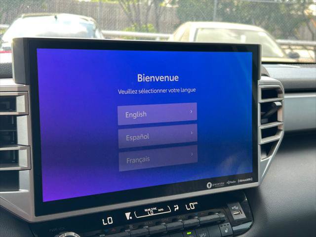 Certified 2023 Toyota Sequoia SR5 w/ SR5 Premium Package AWD/4WD image 38