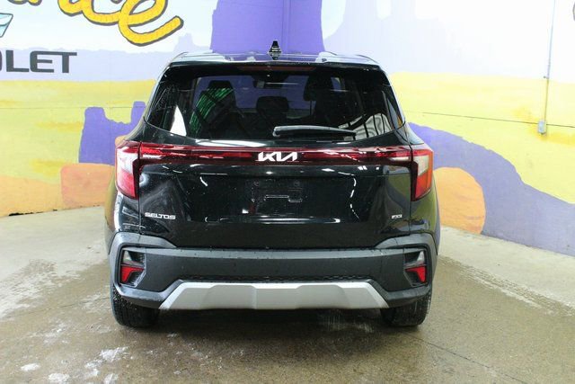 Used 2024 Kia Seltos LX image 7