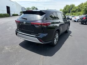 Used 2020 Toyota Highlander Platinum AWD/4WD image 7