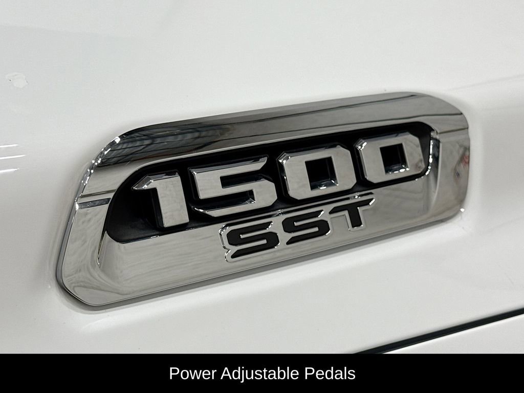 New 2025 RAM 1500 Big Horn image 43