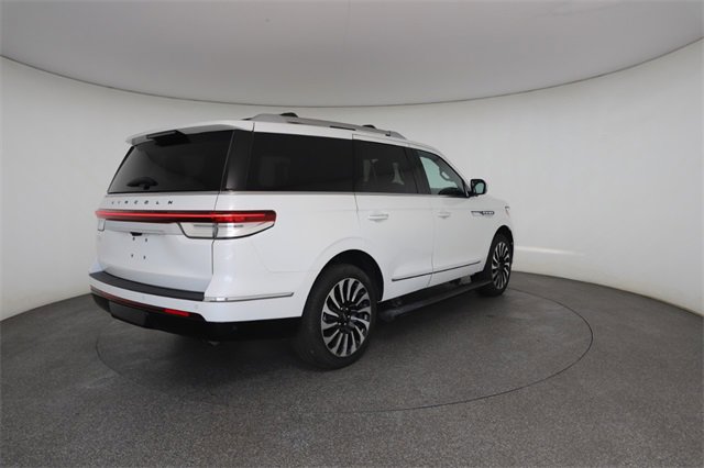 Used 2024 Lincoln Navigator Black Label image 18