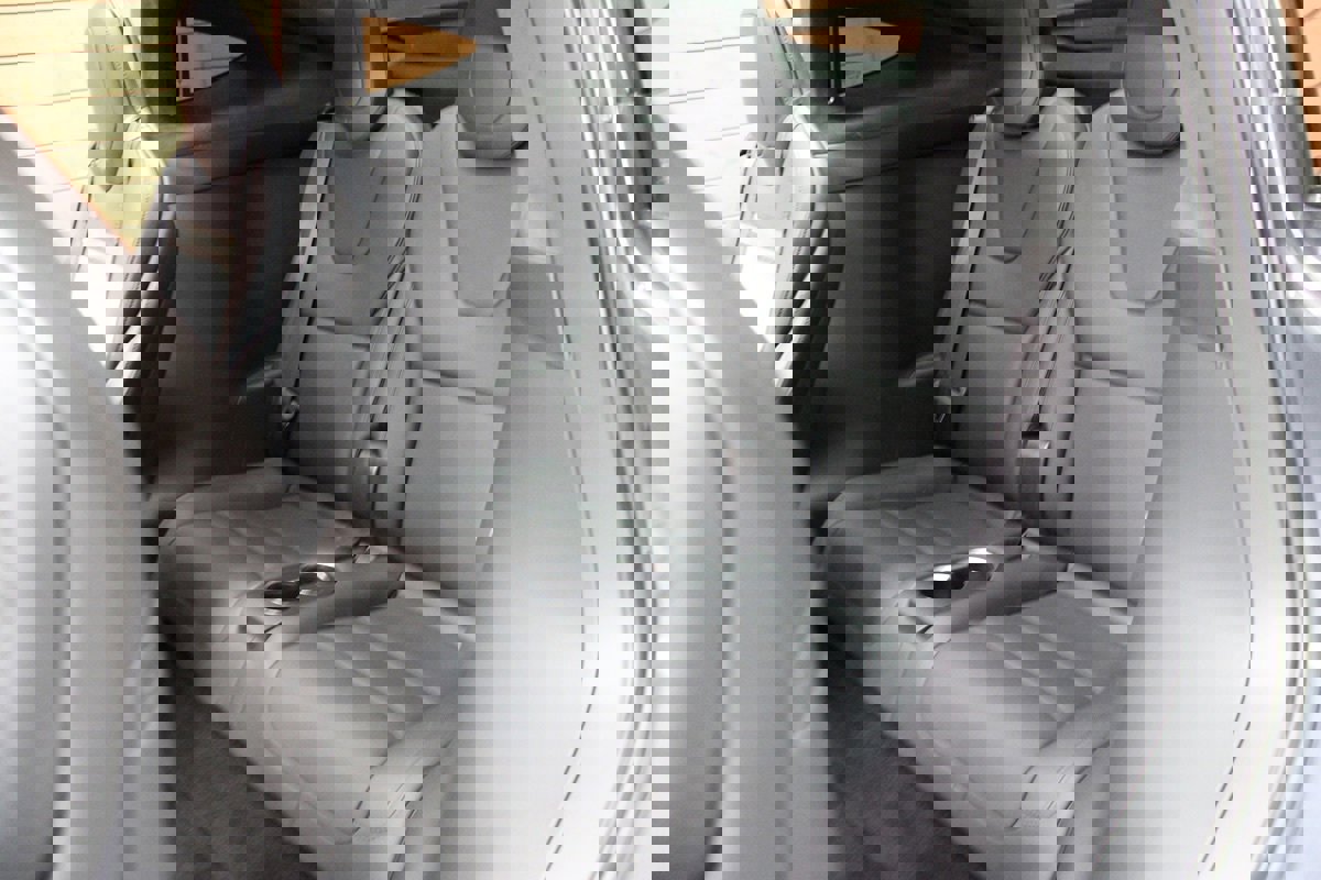 Used 2022 Tesla Model X Plaid image 15