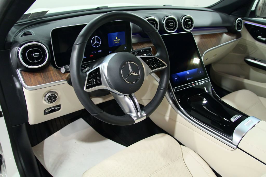 Certified 2025 Mercedes-Benz C 300 4MATIC Sedan image 5