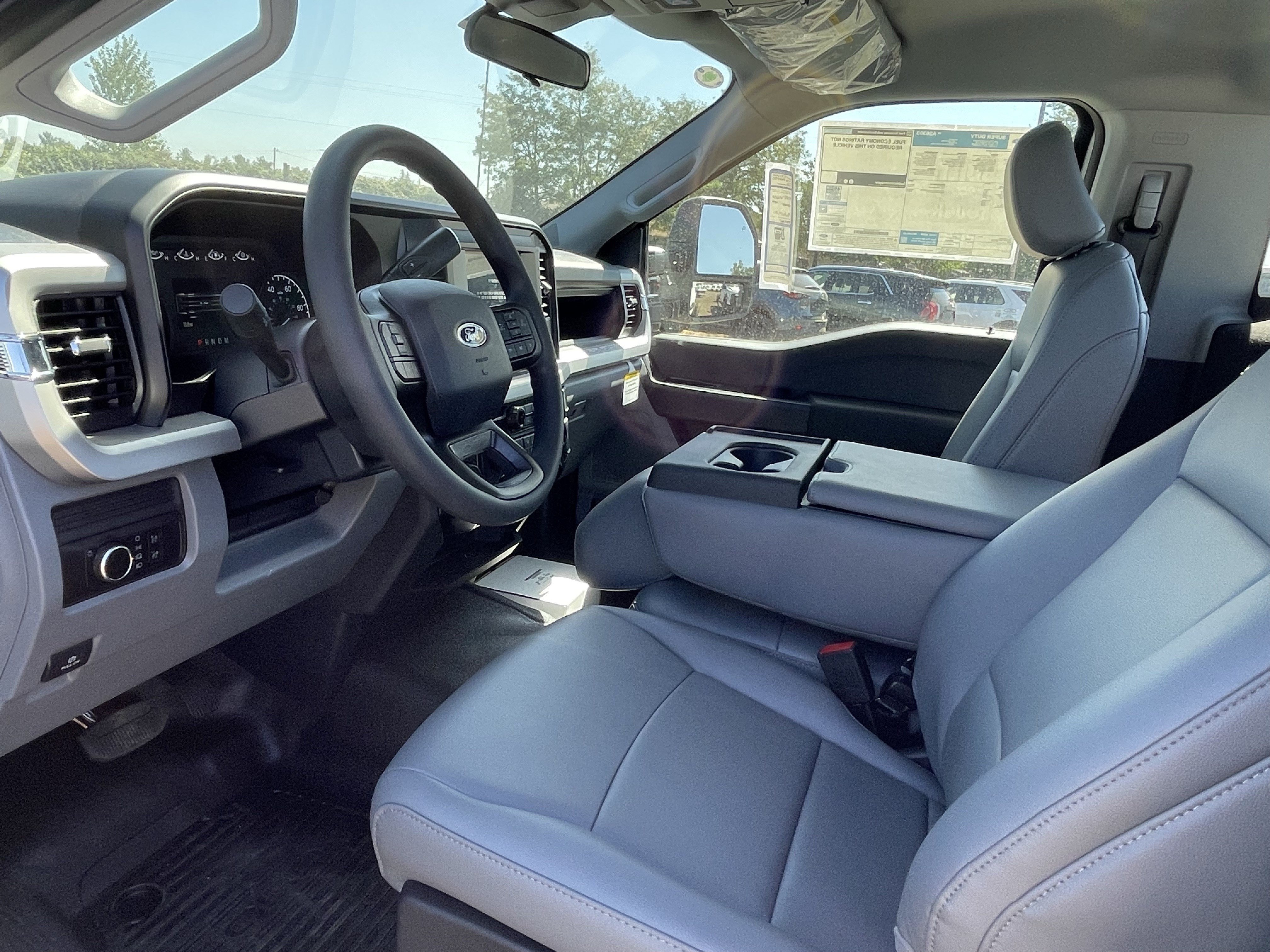 New 2026 Ford F550 2WD Regular Cab Super Duty image 10