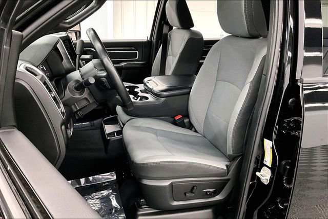 Used 2024 RAM 3500 Big Horn image 23