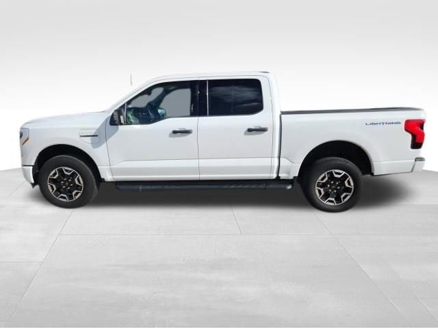 Used 2023 Ford F150 Lightning XLT image 14