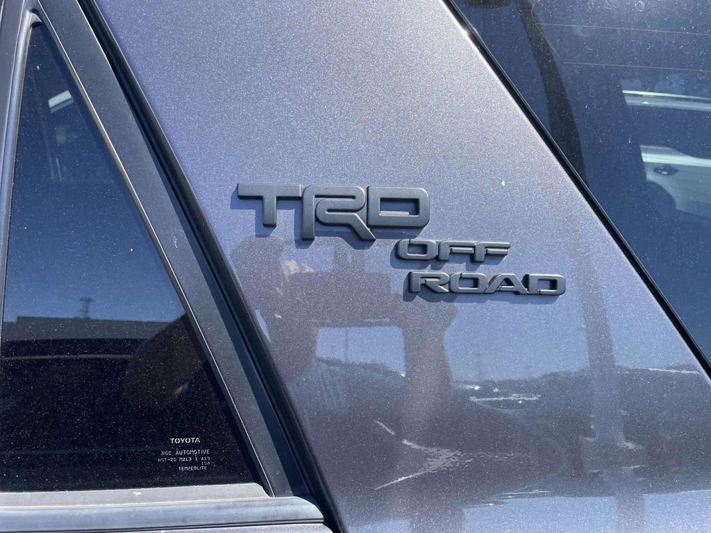 Used 2021 Toyota 4Runner TRD Off-Road AWD/4WD image 22