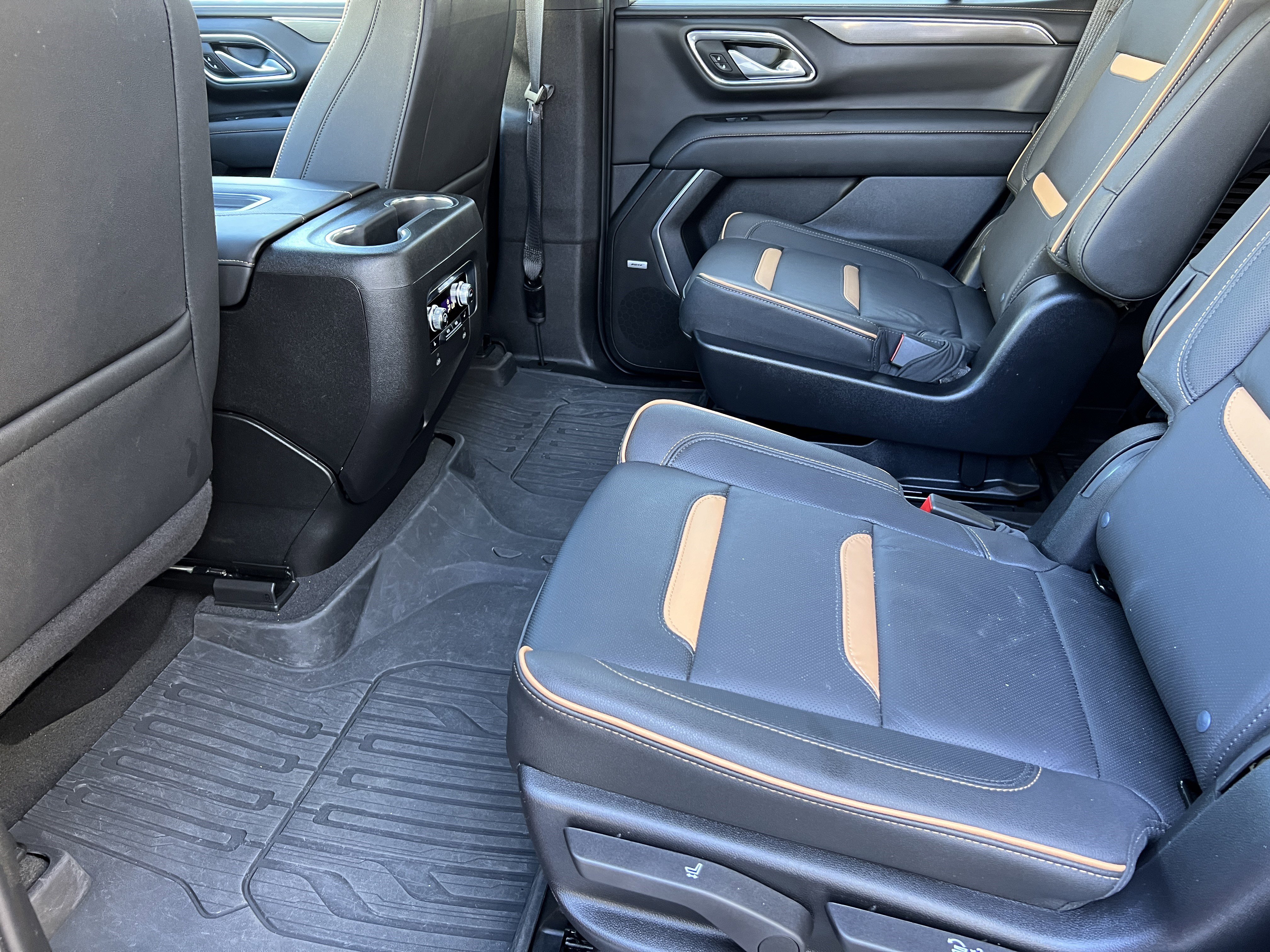 Used 2024 GMC Yukon AT4 image 18