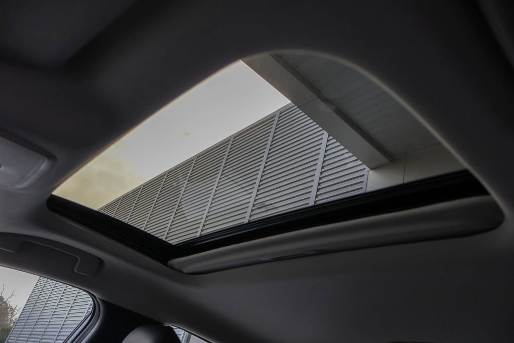 New 2026 Nissan Sentra SR image 9