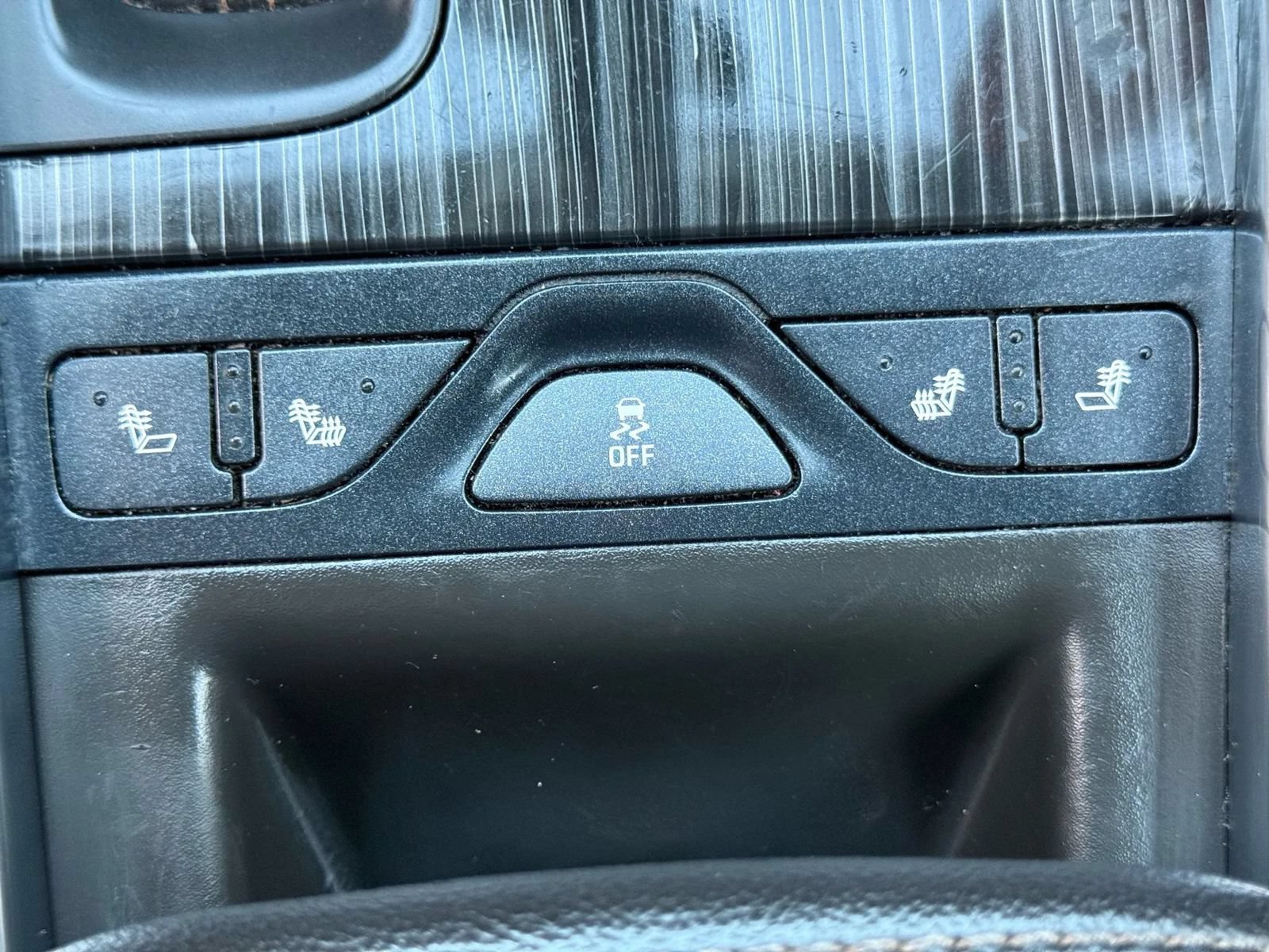 Used 2019 Chevrolet Impala LT w/ Sunroof and Spoiler Package FWD image 26