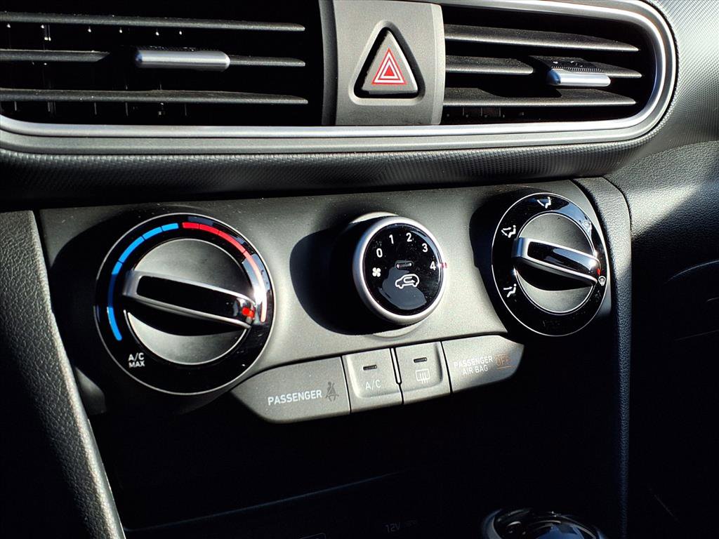 Used 2021 Hyundai Kona SEL w/ Cargo Package image 19