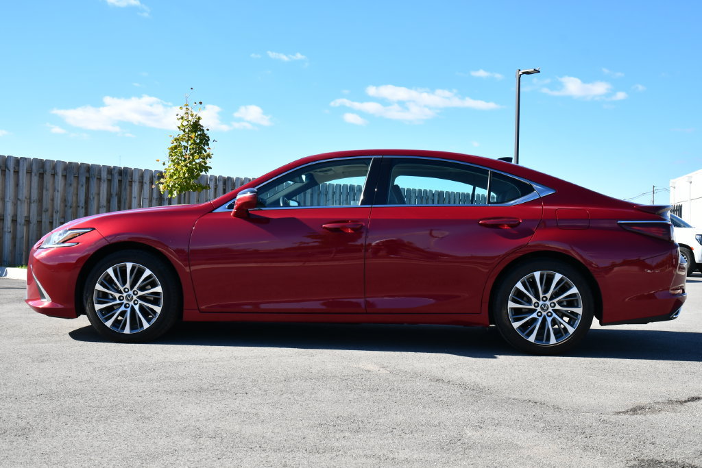 Used 2021 Lexus ES 350 w/ Premium Package FWD image 4