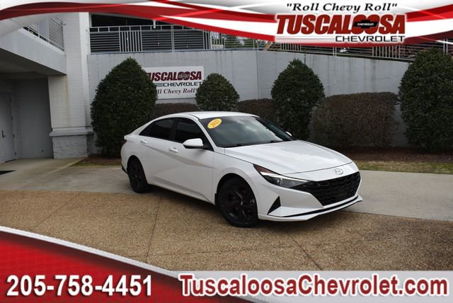 Used 2022 Hyundai Elantra SEL w/ Convenience Package