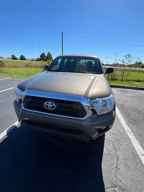 Used 2014 Toyota Tacoma 4x4 Double Cab w/ TRD Off-Road Package image 3