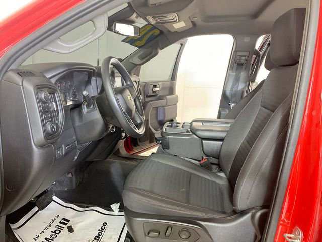 Used 2024 Chevrolet Silverado 2500 Custom w/ Custom Value Package image 24