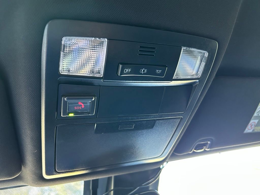 Used 2021 Toyota Tacoma TRD Sport w/ Technology Package image 30