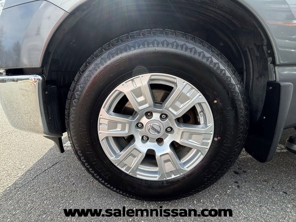 Used 2017 Nissan Titan SV image 20