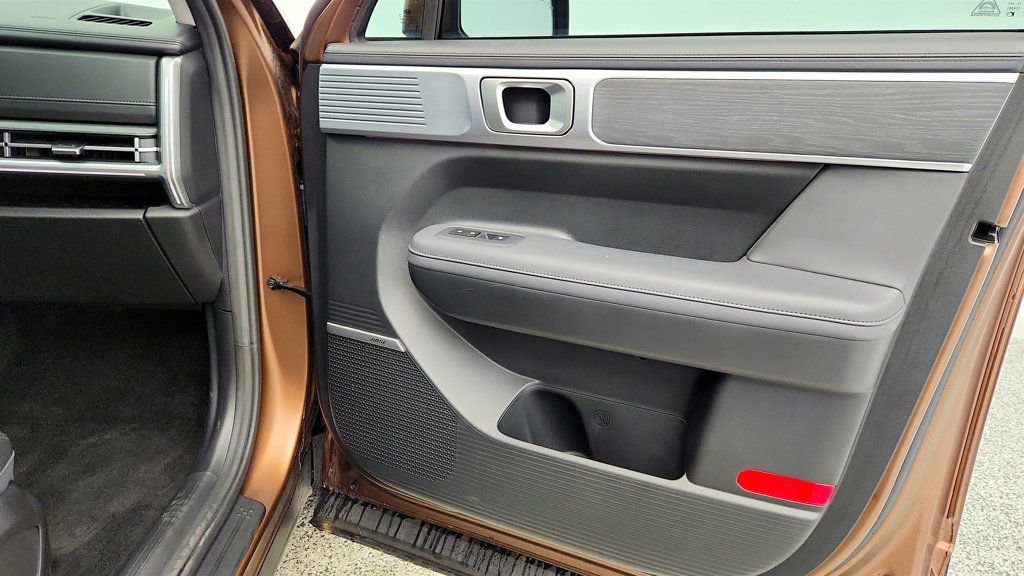 Used 2024 Hyundai Santa Fe Limited image 27