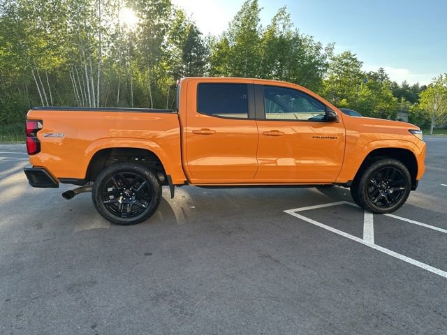 Used 2025 Chevrolet Colorado Z71 w/ Z71 Convenience Package 2 AWD/4WD image 6