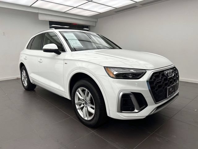 Certified 2023 Audi Q5 2.0T Premium w/ Convenience Package AWD/4WD image 5