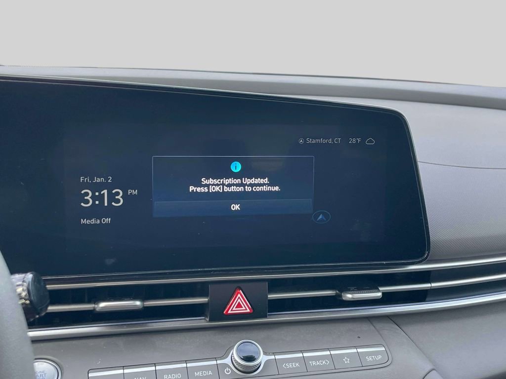 Certified 2024 Hyundai Elantra SEL image 26